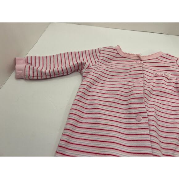Calvin Klein Baby Girl Size 3-6 Months Pink Striped Footed Bodysuit Pajamas - Picture 4 of 7